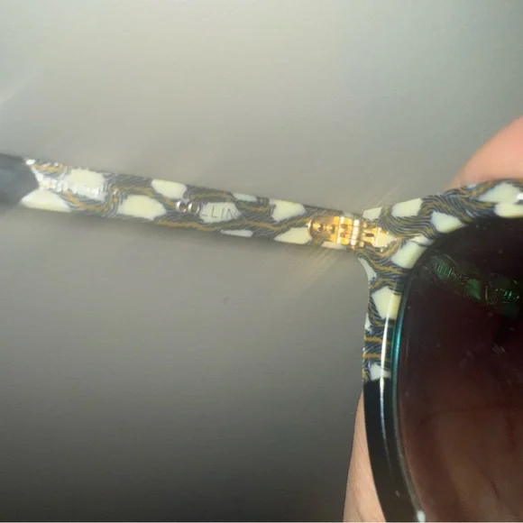 KREWE Collins Stella to Black Sunglasses - Picture 5 of 11